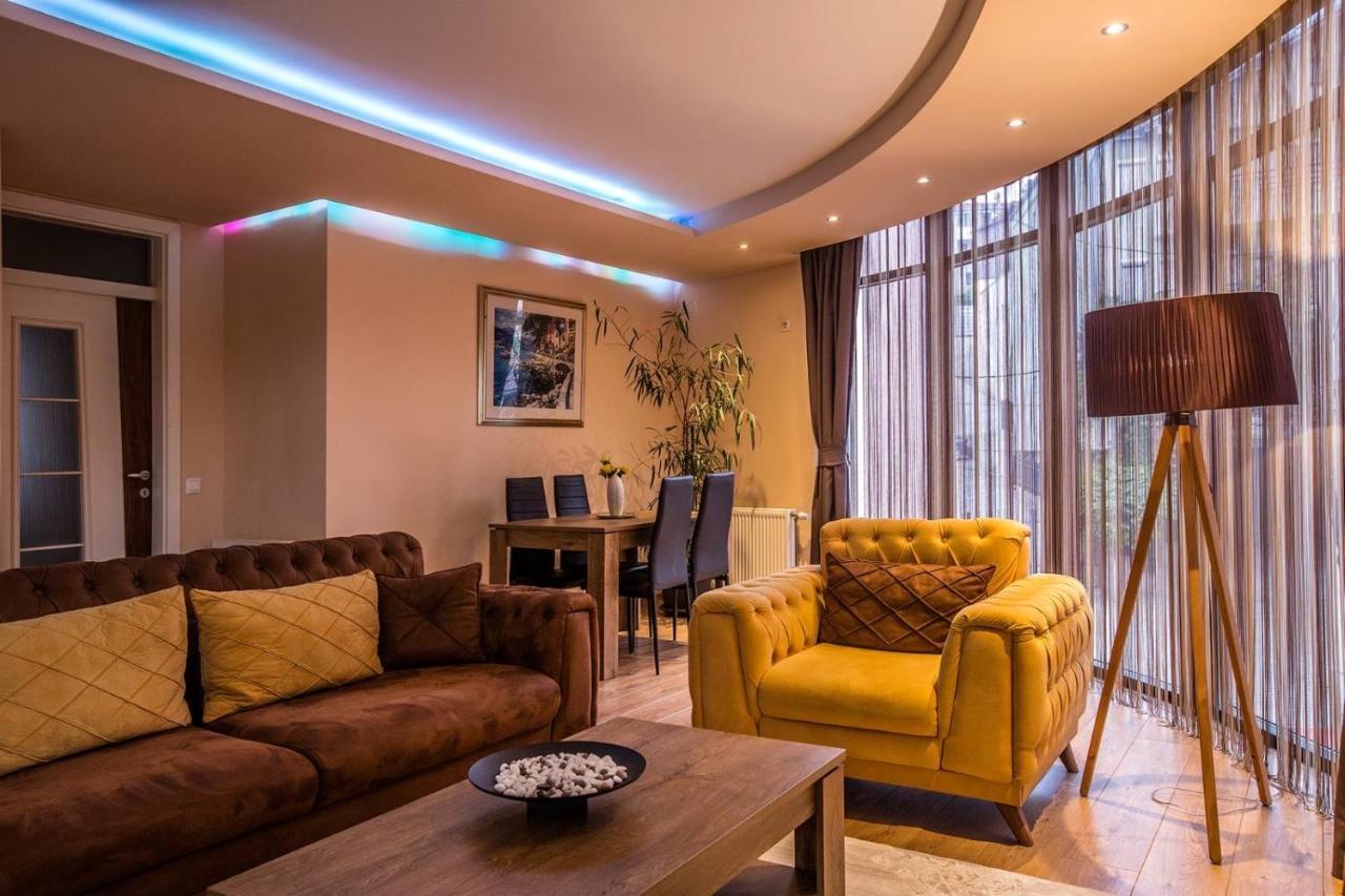 Bentley Apartments Pristina Exterior foto